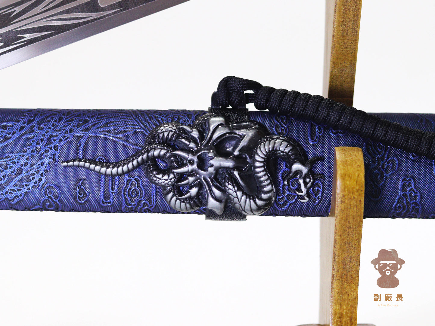 - 伽藍魔龍 - 副廠長